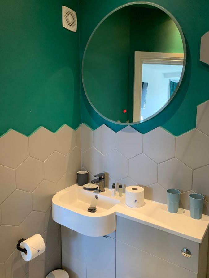Lazy Waves Boutique B&B New Quay Dış mekan fotoğraf